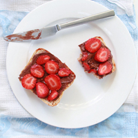 thumb-nutella-strawberry