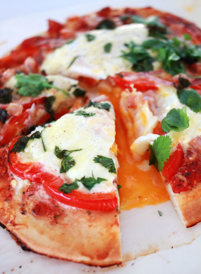 Breakfast Pizza Recipe | www.fishfishme.eu.com