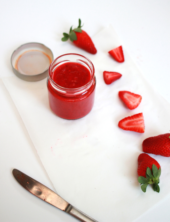 Roasted Strawberry & Chili Jam | www.fishfishme.eu.com
