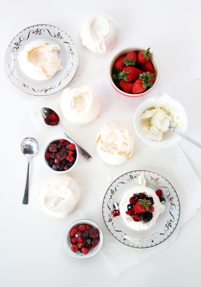 Mini Pavlova Recipe | www.fishfishme.eu.com