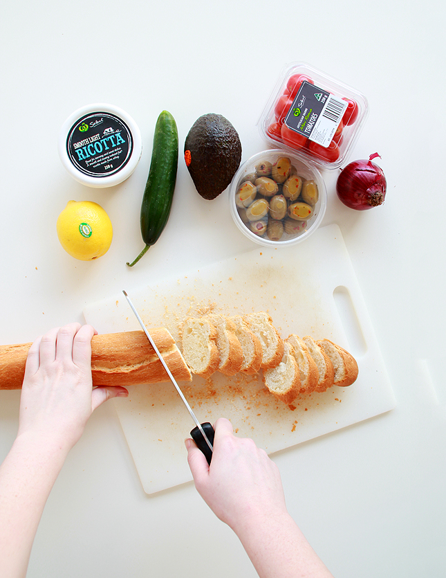 Make Crostini appetizers at home | www.fishfishme.eu.com