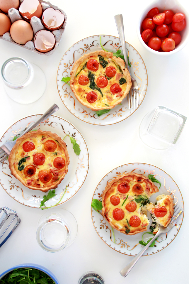 Feta, Spinach, Ham & Tomato Mini Quiches | www.fishfishme.eu.com