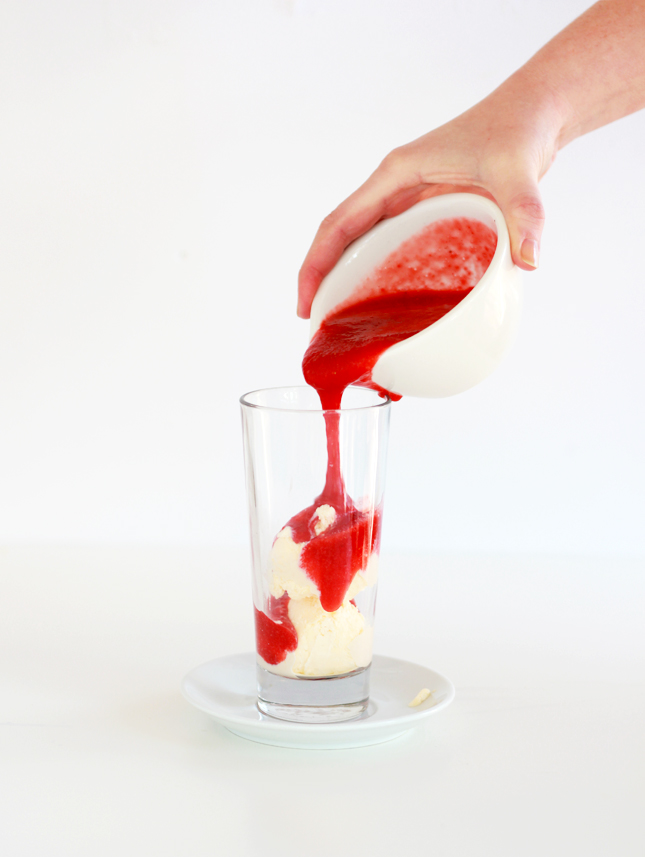Strawberry Ice Cream Float | www.fishfishme.eu.com