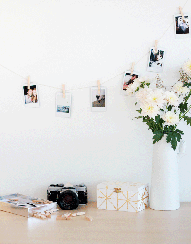 5 Minute DIY | Interchangeable photo garland (via www.fishfishme.eu.com)